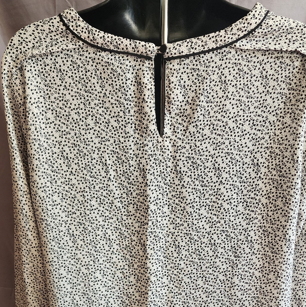 H&M Top - Picture 2 of 6